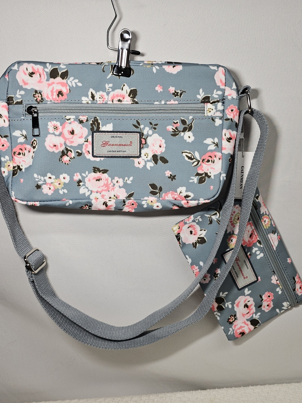 Gaenmesn Floral Crossbody Bag in Dusty Blue with Matching Coin Bag